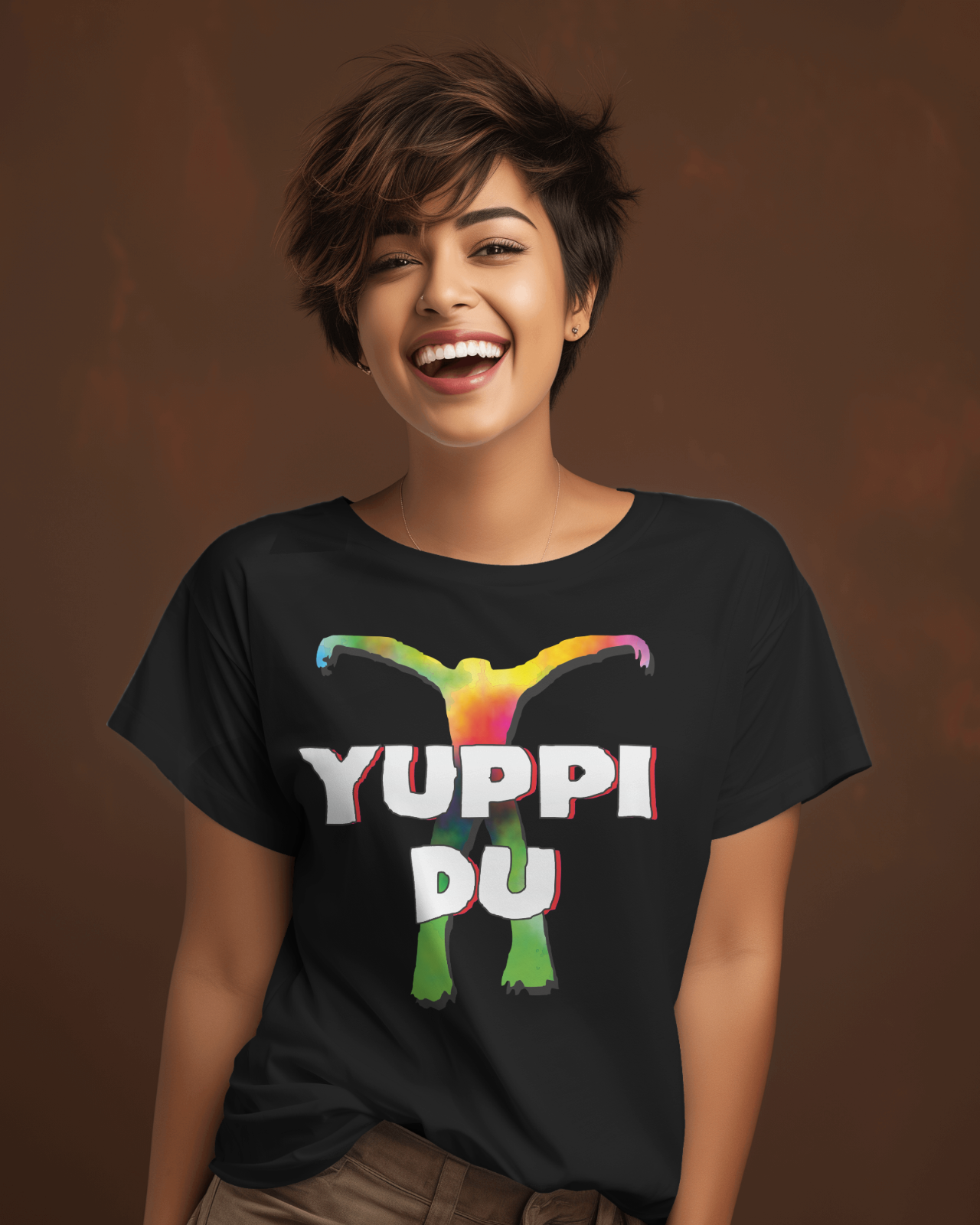 Maglietta Yuppi unisex nera manica corta con stampa