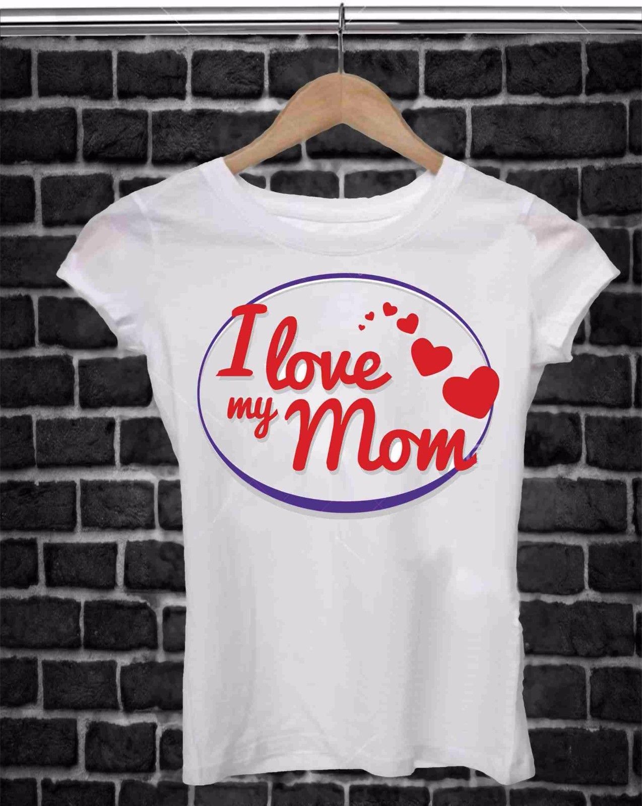 REGALA UAN MAGLIETTA PER LA FESTA DELLA MAMMA: MOM