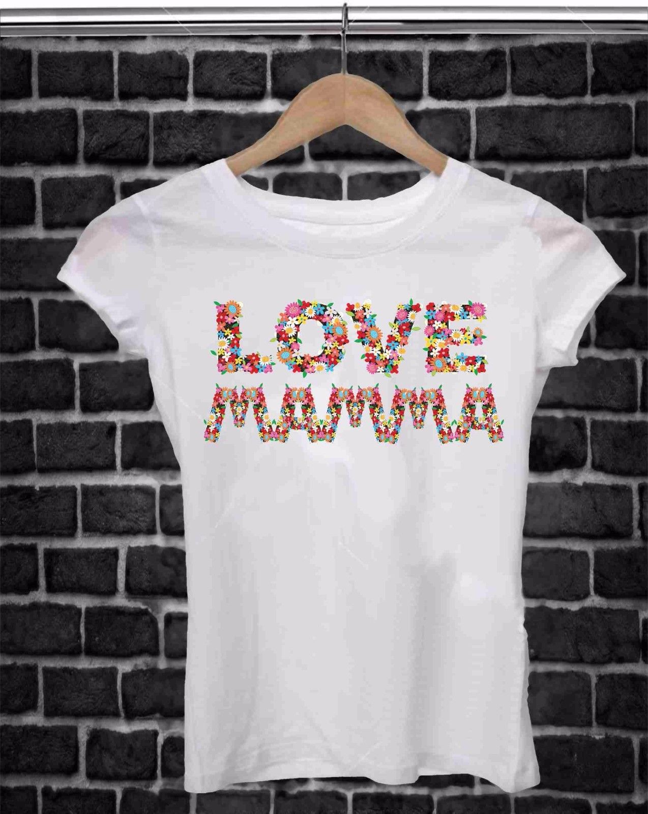 REGALA UAN MAGLIETTA PER LA FESTA DELLA MAMMA:  LOVE